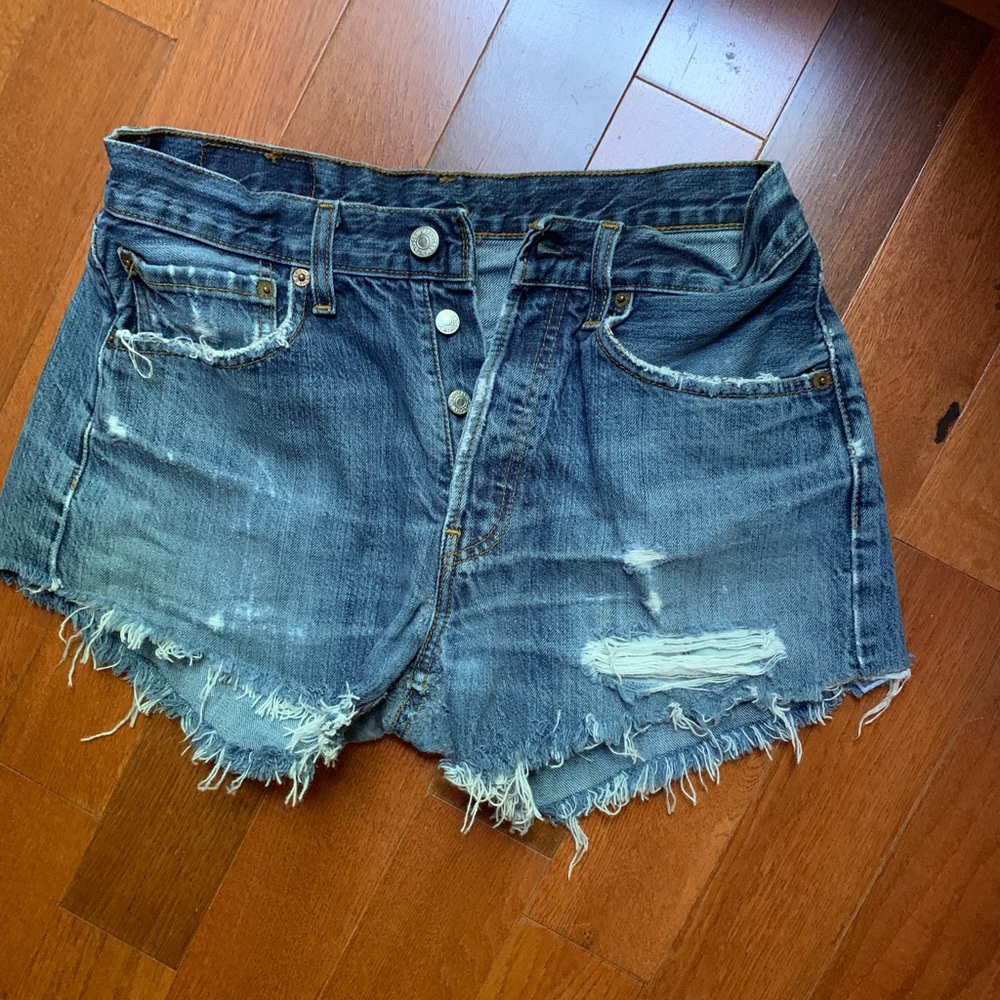 Levi Jean mid rise shorts
